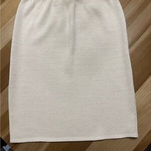 St. John Cream Pencil Skirt size 8